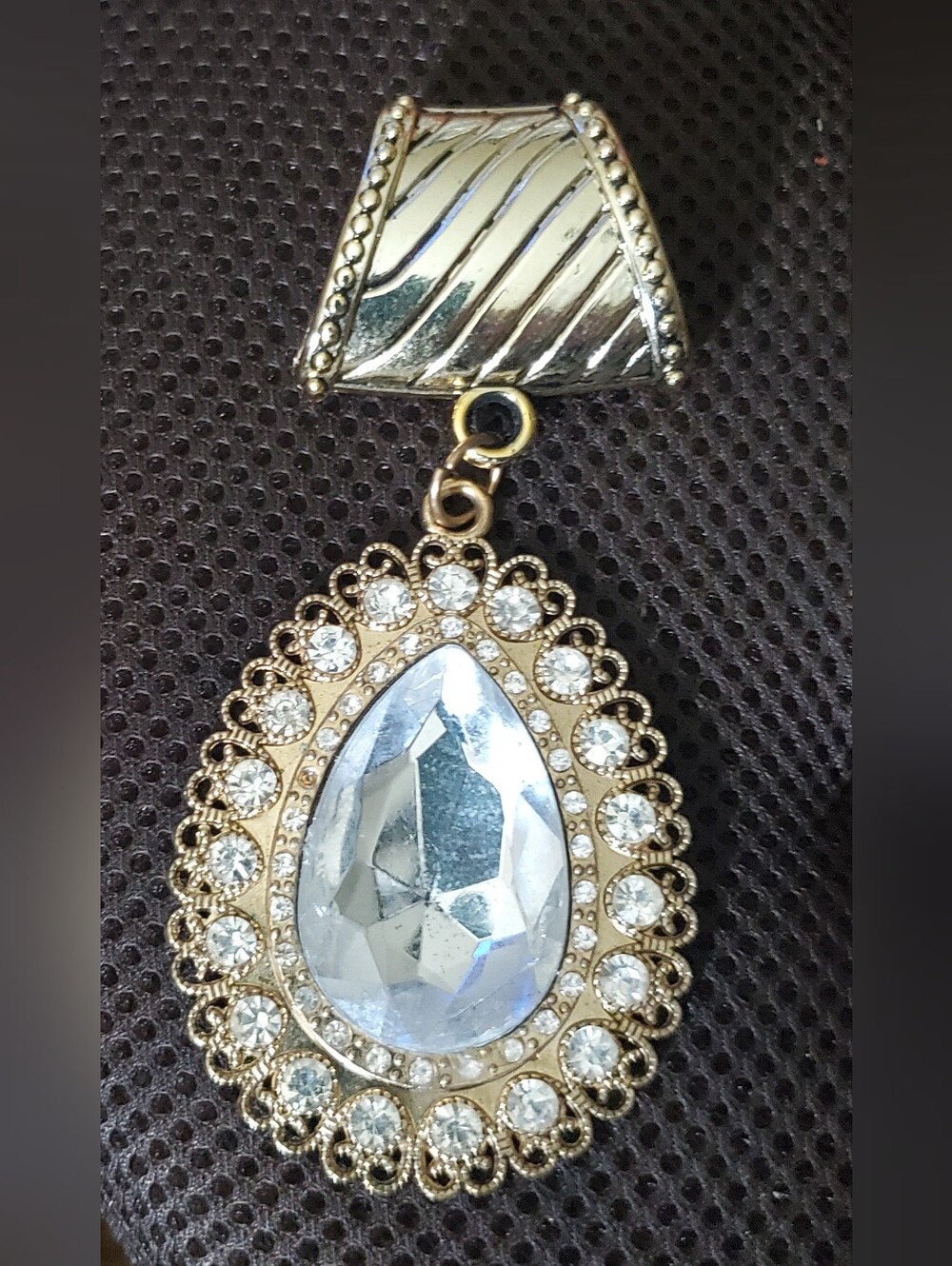 Gold & Large Crystal Teardrop Scarf Slide**Dress Up Any Scarf